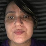 Professora de enfermagem ensina curso técnico
